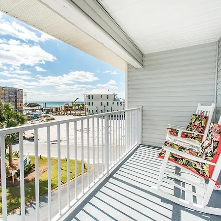 Beachside Villas 332